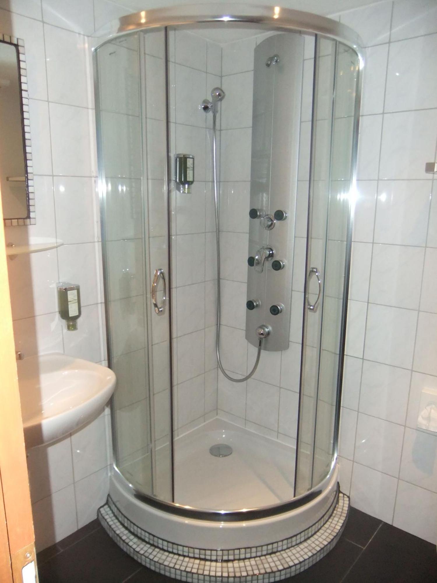 Hotel Weisshorn Goms Phòng bức ảnh