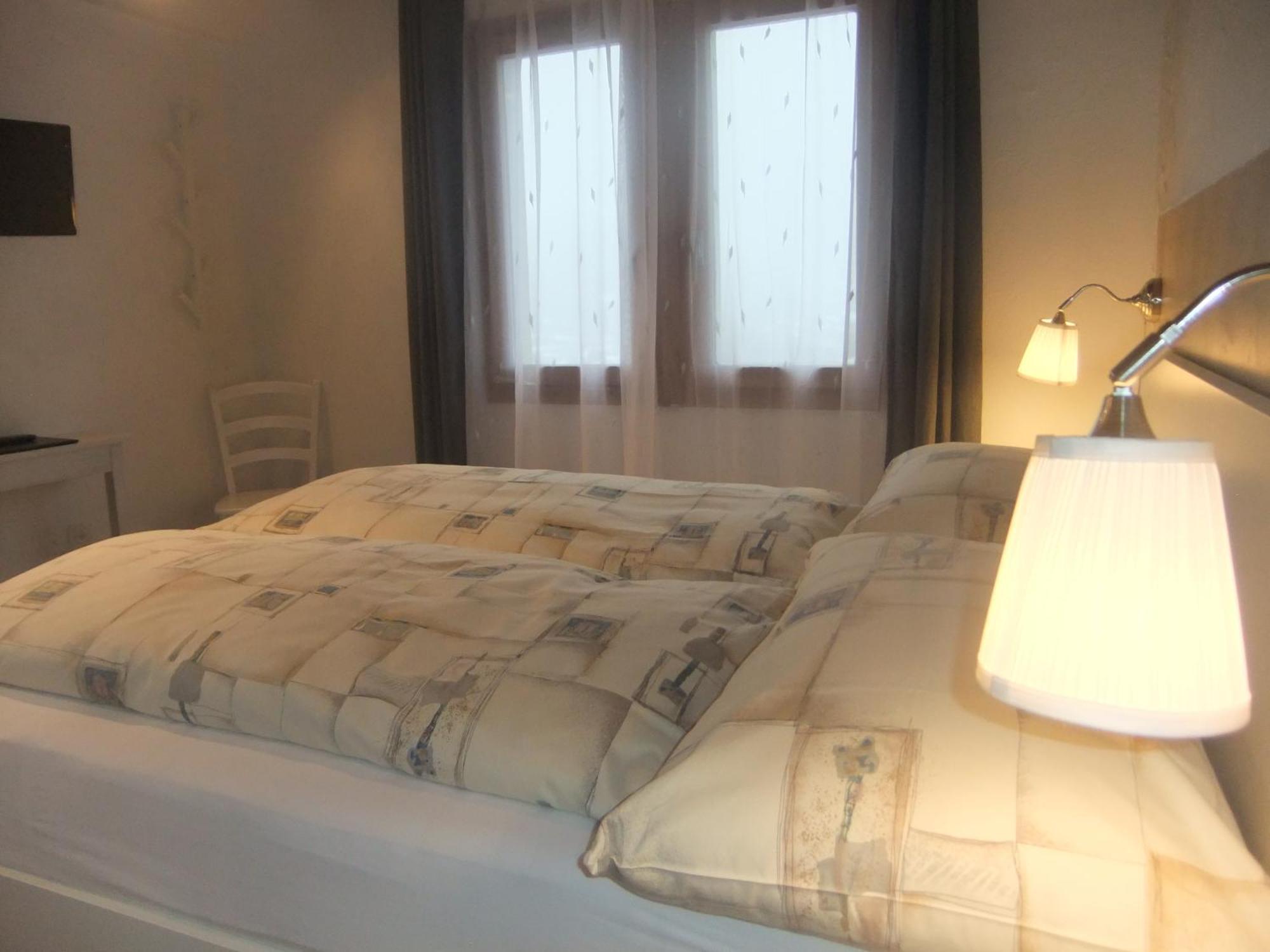 Hotel Weisshorn Goms Phòng bức ảnh